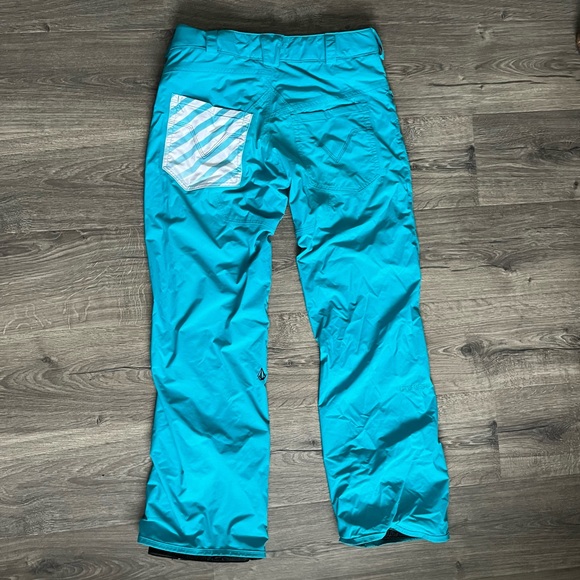 Volcom ‘Nimbus’ women’s snowboarding pants size small - Picture 5 of 7